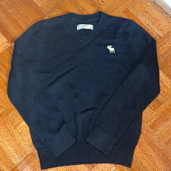 Abercrombie kids black sweater size 7/8 - Picture 1 of 3